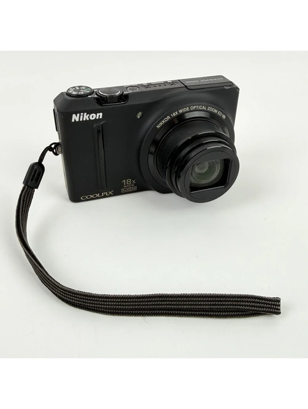 Nikon COOLPIX S9100 12.1MP 18x Optical Zoom Black Digital Camera + Battery + Bag